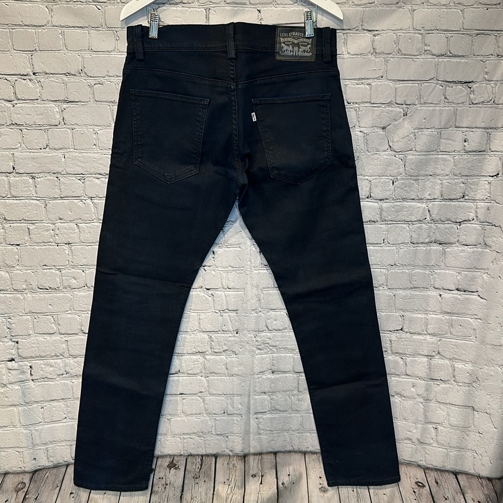 Levi's Men's Denim jeans size 33
